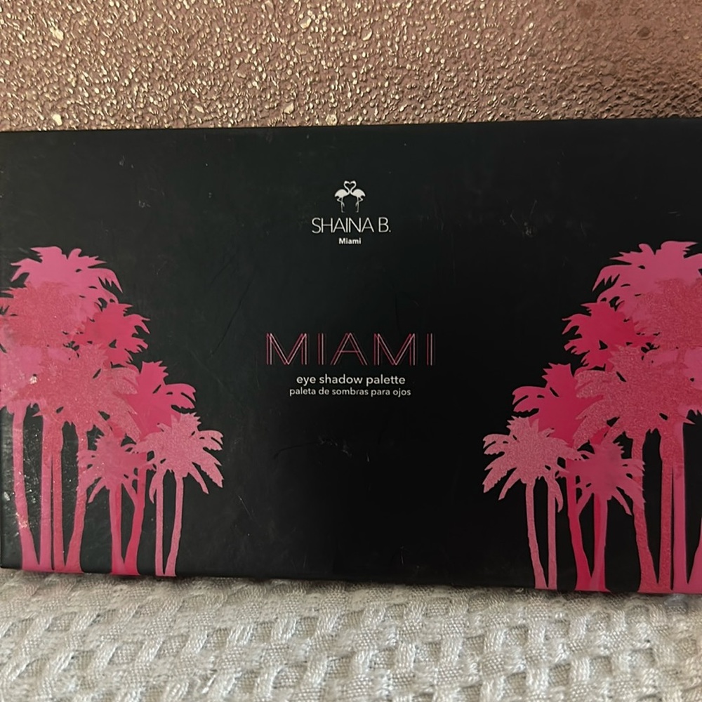 Miami Eyeshadow pallet